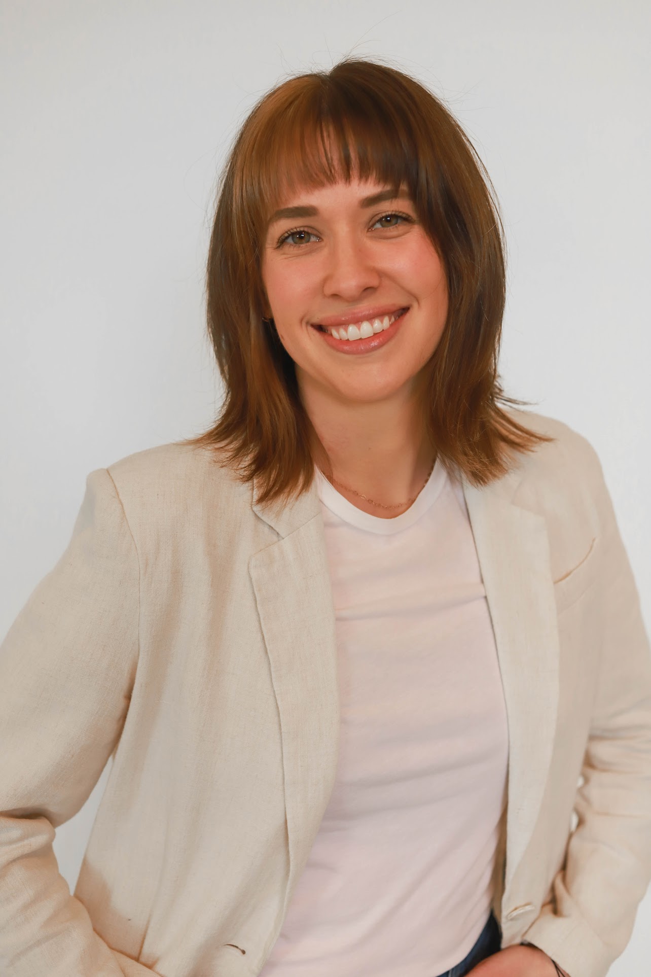 Cassandra Darner, LAC